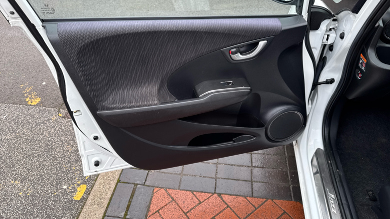 Honda Jazz 1.4 i-VTEC ES Plus 5dr CVT Petrol Hatchback